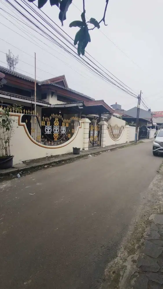 Dijual/Disewa Rumah Hitung Tanah di Jl Daan Mogot Batuceper Tangerang