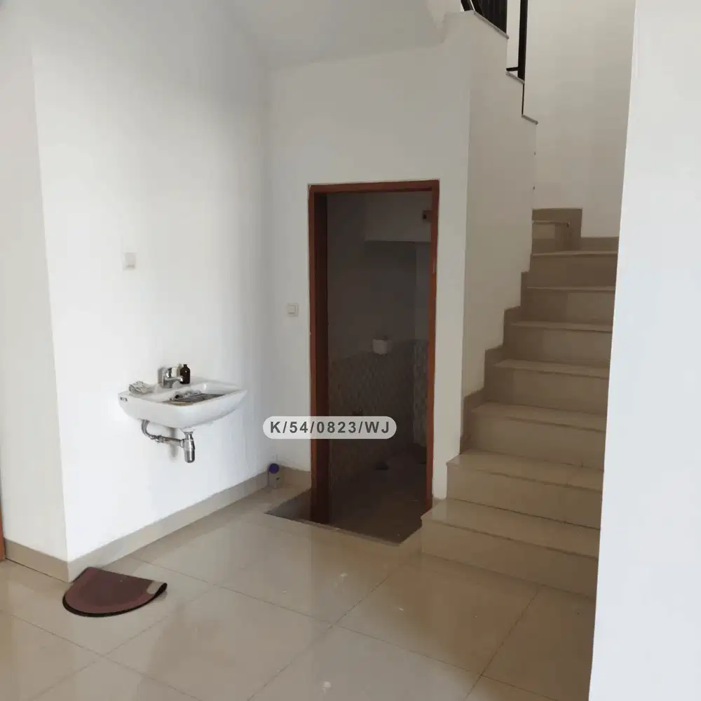 Rumah Siap Huni Di Cherryfield Cluster Callista Bandung