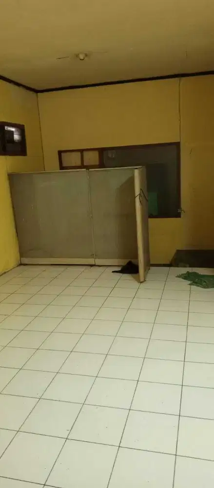 Rumah yg cocok untuk usaha lokasi terdepan di Margahayu buah batu