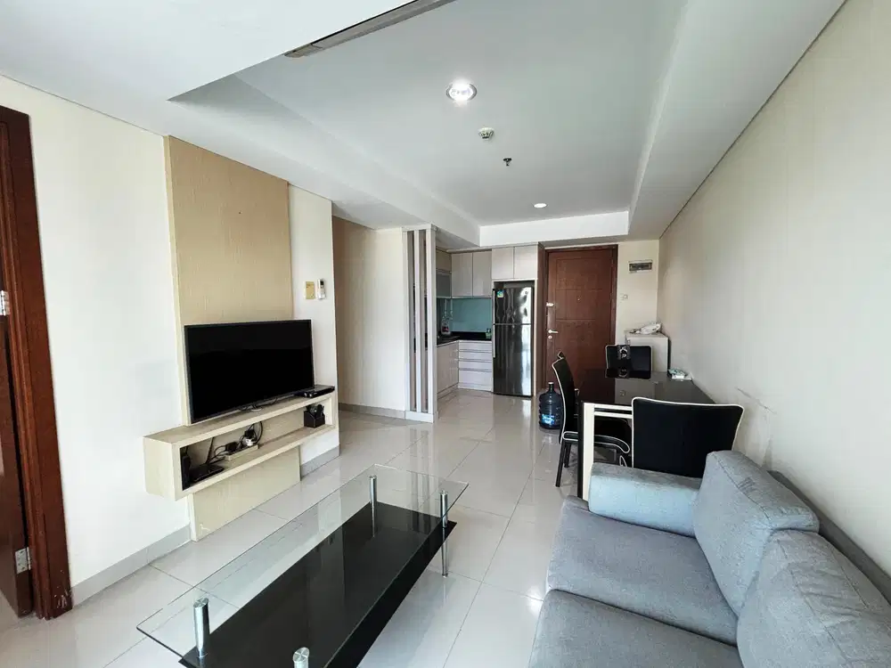 Dijual Cepat Apartemen Springhill Terrace Type 3+1BR Semi Furnish