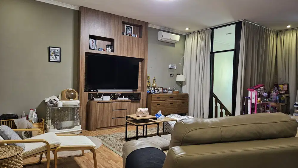 Dijual Rumah Megah dan Lokasi Strategis di Kebagusan Pasar Minggu