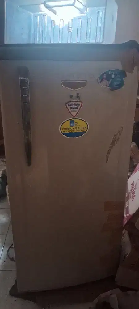 Kulkas Glacio Toshiba