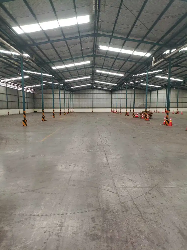 Disewakan Gudang bagus siap huni di daerah Cakung Jakarta Timur