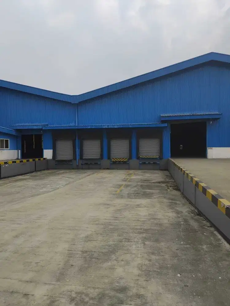 Disewakan Gudang dgn Loading Dock di Delta Silicon Lippo Cikarang