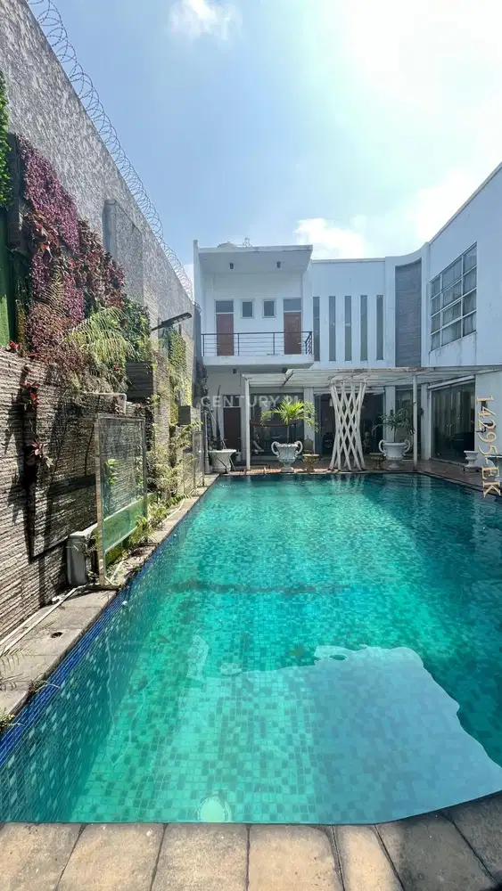 Dijual Rumah Mewah Luas Posisi Di Hook Di Bintaro Jaya Sektor 8