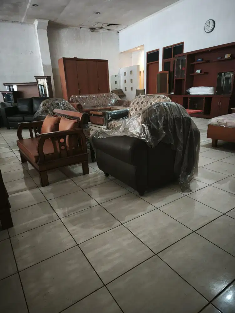 Ruang Usaha Murah Strategis siap huni Mainroad Jalan Sunda, Bandung