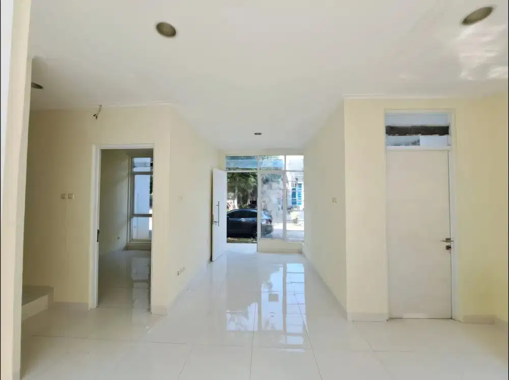 Dijual Rumah Minimalis dan Terawat di Perumahan Serpong Natura City