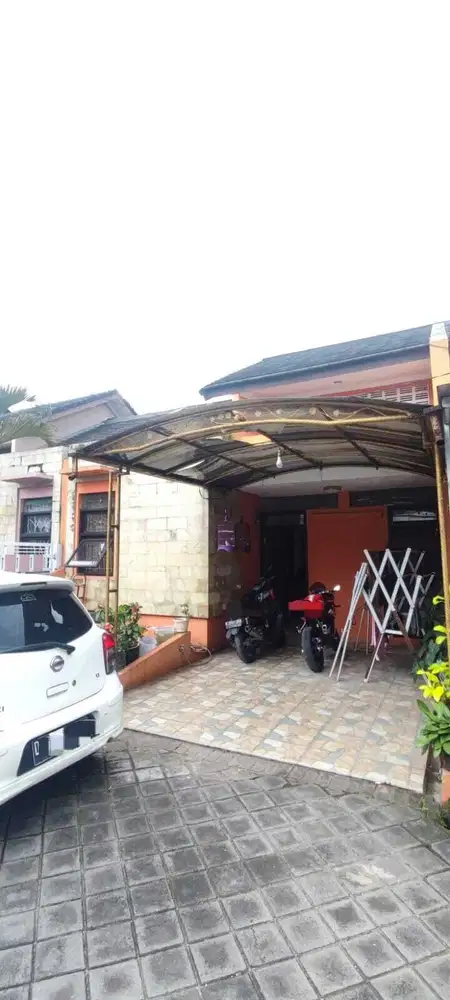 Jarang ada rumah siap huni harga 570jt ciwastera Margacinta buahbatu