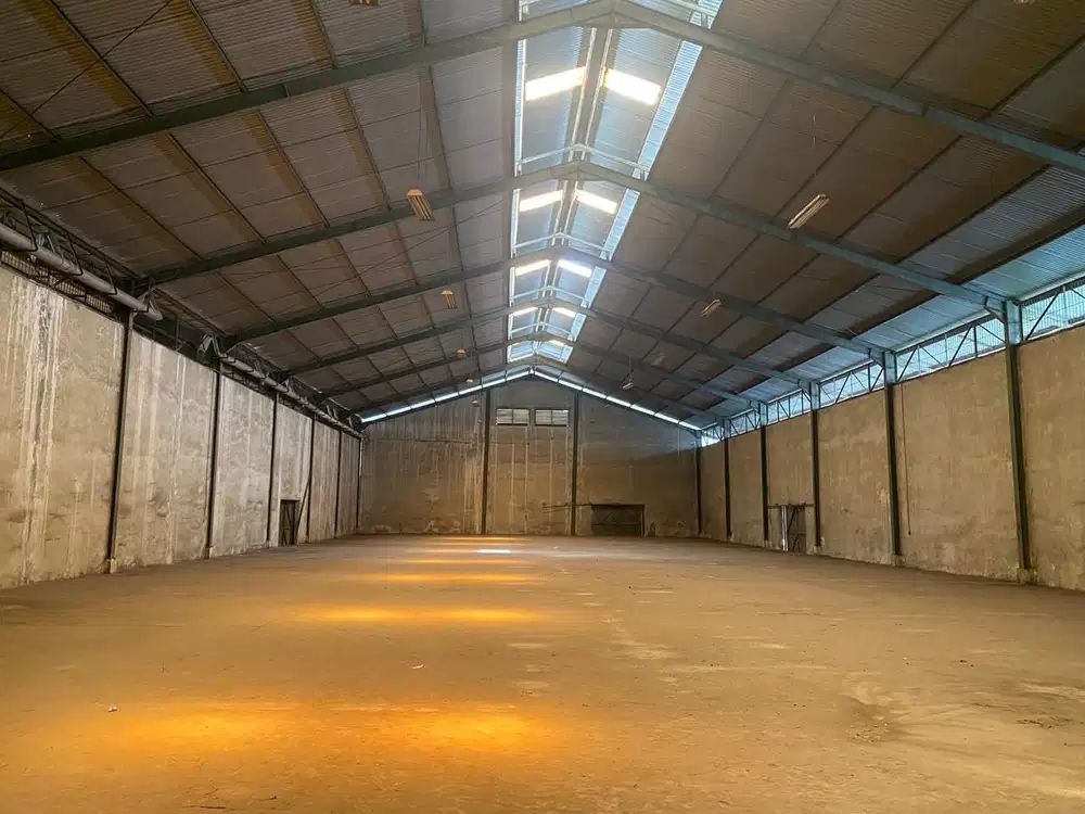 Disewakan 2 Gudang 1100m2 di Sunter  Jakarta Utara