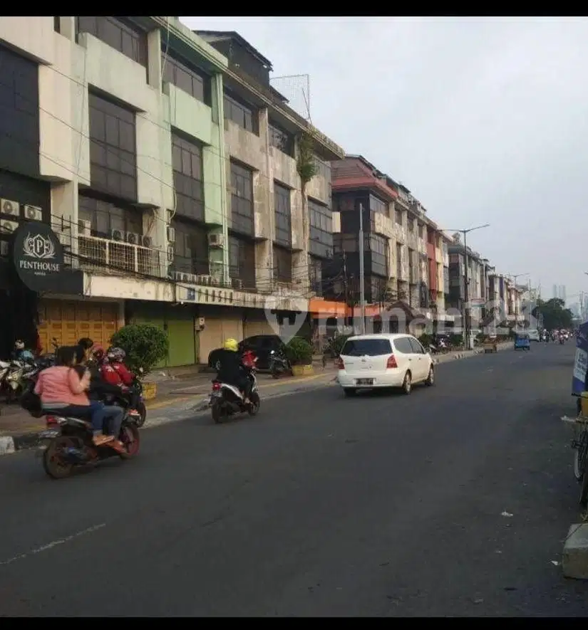 Dijual BU dibawah NJOP Ruko HOEK di  ITC Roxy Mas Jakarta Pusat