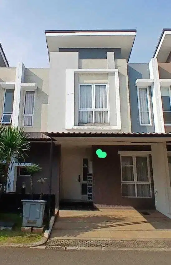 Dijual Rumah Siap Huni 2 Lantai Furnish di Kawasan Symphonia