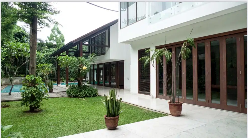Dijual Rumah Bagus Wisth Pool Di Kemang Jakarta Selatan