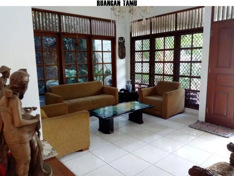 Dijual rumah murah di Meruya Selatan Jakarta Barat