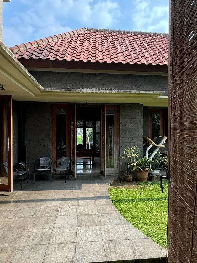 Rumah Cantik Nuansa Bali Disamping BSD Golf 6446