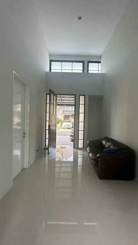 Rumah siap huni dan baru gress citragrand