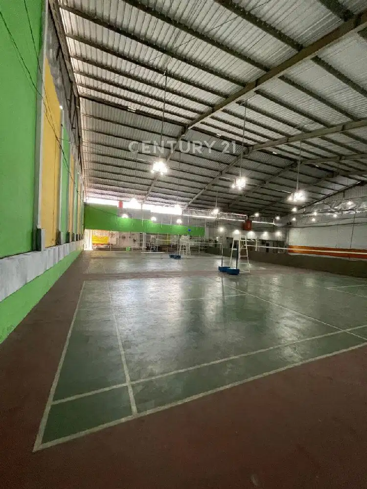 Gedung Arena Olahraga Area Andi Mangerangi