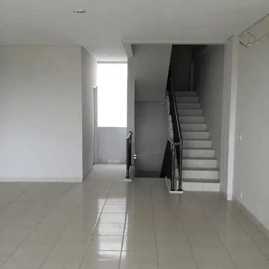 Ruko Lokasi Dipinggir Jalan Di The Walk Jakarta Garden City S5150