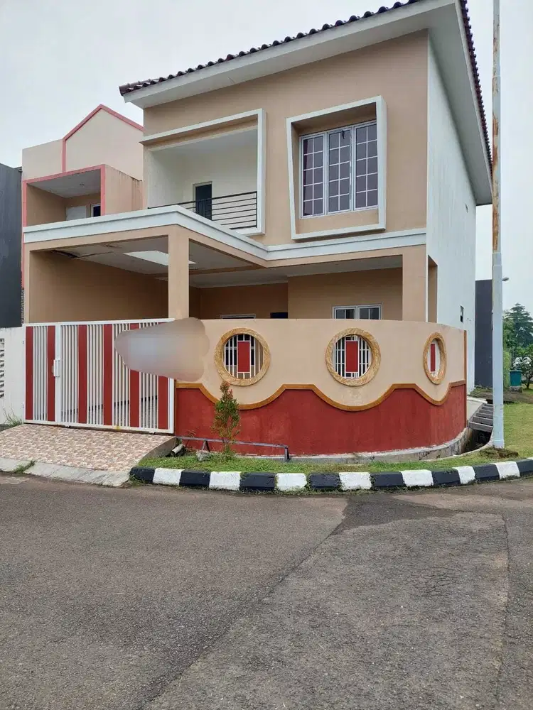 Dijual Rumah Bagus Rapih Hoek di Cattleya