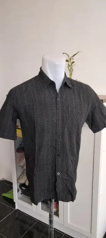 Kemeja Men.Y lengan pendek