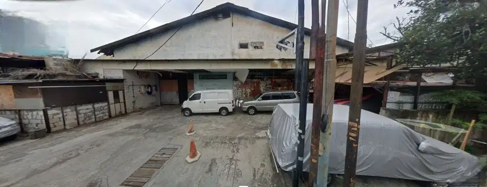 Gudang Luas Lokasi Strategis Harga Di Bawah NJOP, Di Petamburan