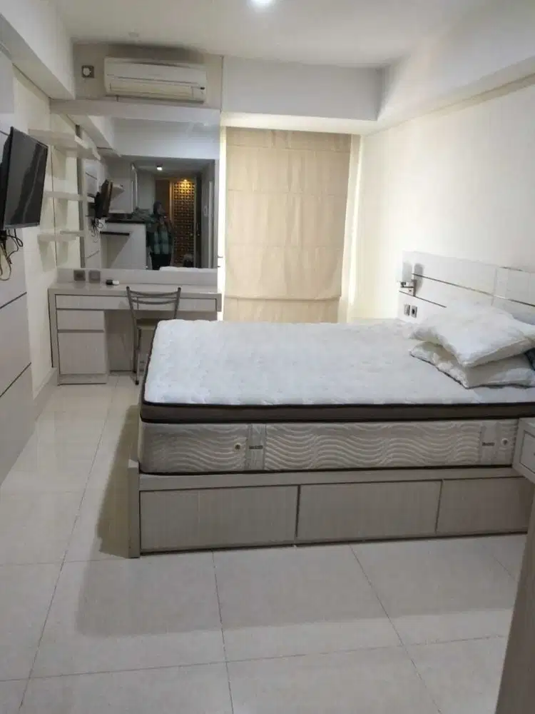 apartemen louis kienne simpang lima warhol