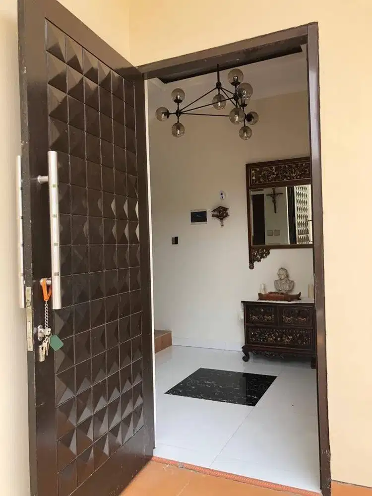 Rumah  2 Lantai Bagus Di Cinere Limo Depok S7025