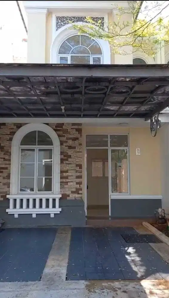 Di sewa Rumah siap huni Cluster La siene Cakung Jakarta Timur.