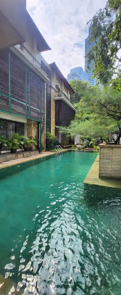 Apartemen Konsep Resort, Tenang, Strategis  Dekat SCBD