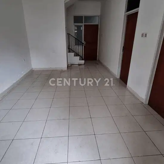 Rumah Lokasi Strategis 2 Lantai Di Papandayan S7431