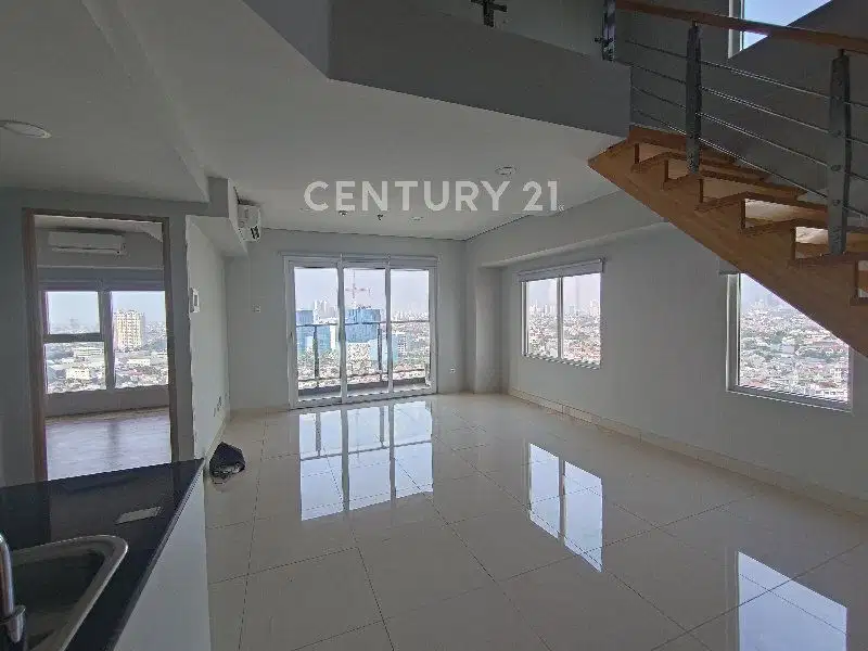 Jual Apartemen Maqna Residences Kebon Jeruk, Sangat Bagus! 2 Lt!