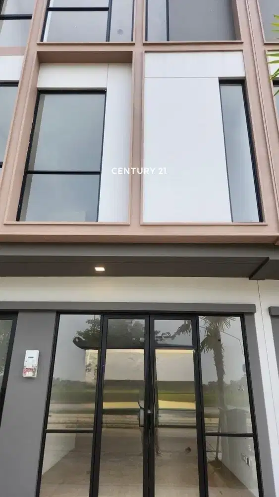 RUKO POSISI HOOK 3 LANTAI SIAP PAKAI DI CENDANA LIPPO CIKARANG