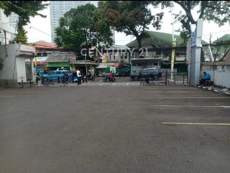 TANAH DAN BANGUNAN DI CIKINI MENTENG COCOK UTK GEDUNG DAN RESTORA