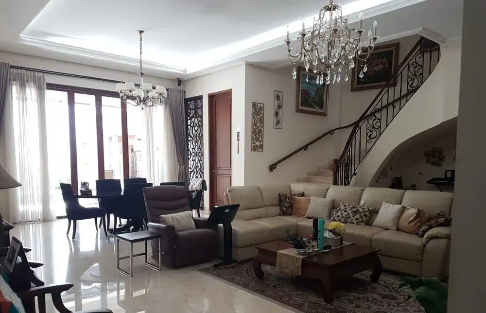 Dijual Rumah Mewah Siap Huni Dekat SCBD di Kebayoran Baru, Jakarta