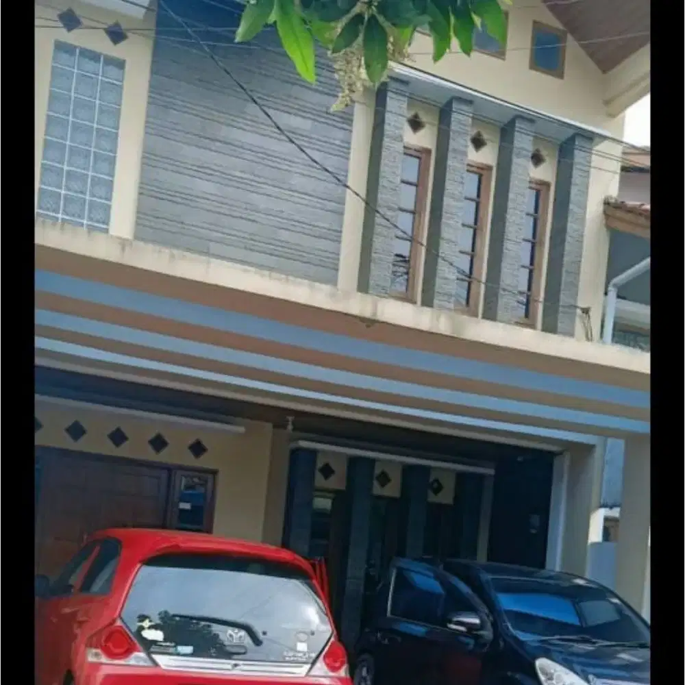 Dijual Rumah Siap Huni 2 Lantai di Griya Cempaka Arum dekat Summarecon