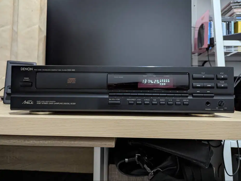 Denon DCD-690 Compact Disc Player CD