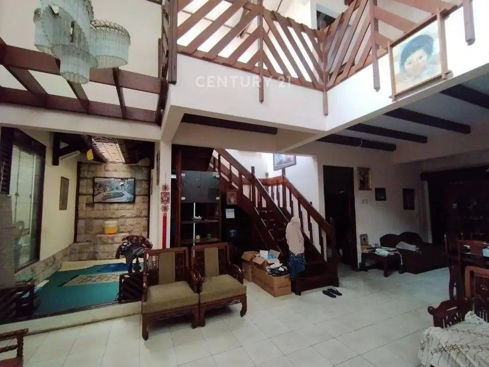 Rumah 2 Lantai Terawat Siap Huni Dekat Dengan Buah Batu Bypass