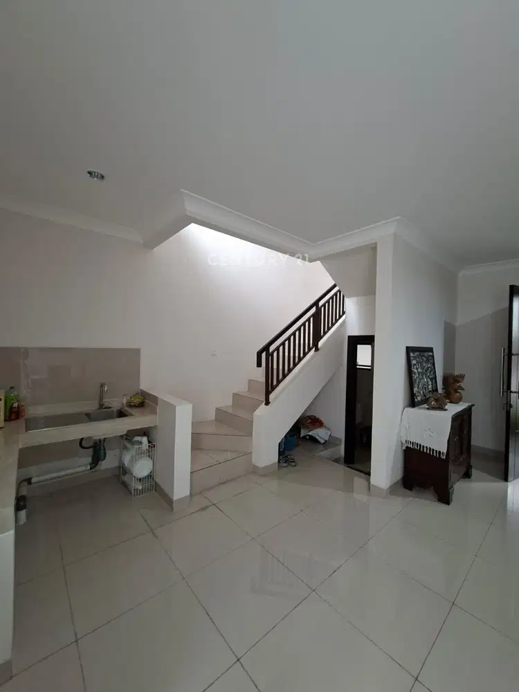 Rumah 2 Lantai Siap Huni Dekat Clubhouse Podomoro Park Buah Batu