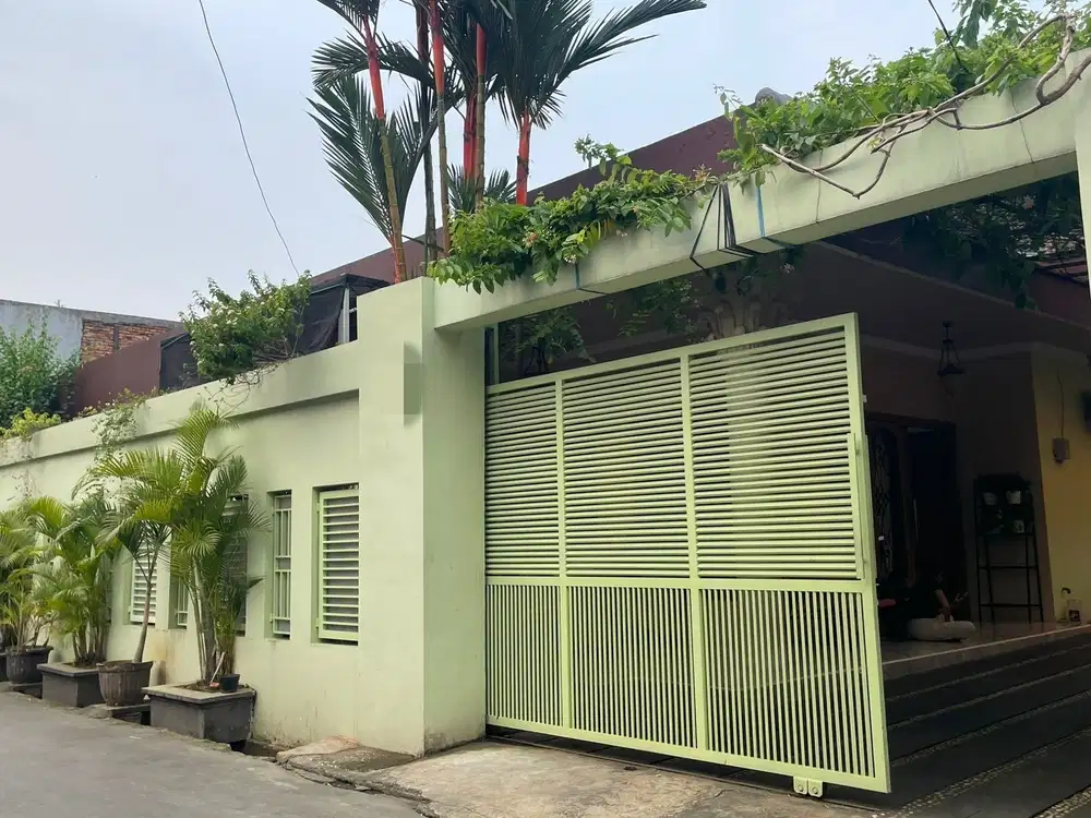Rumah Bagus Strategis Siap Huni Cipinang Jakarta Timur