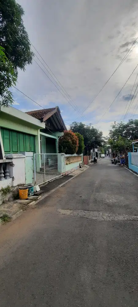 Tanah borobudur bentuk kotak