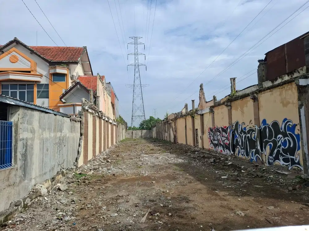 Dijual tanah untuk gudang atau ruang usaha di jl imogiri barat sewon