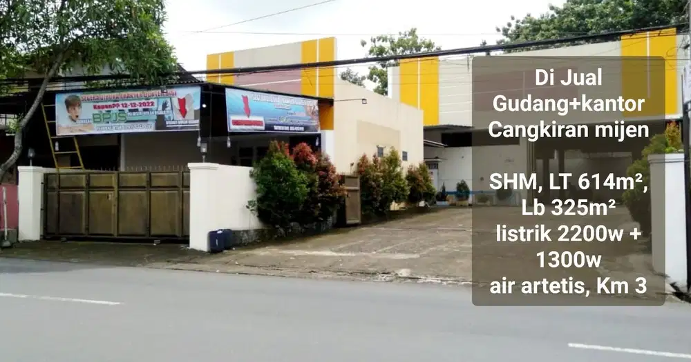 Di jual gudang di pinggir jalan mijen