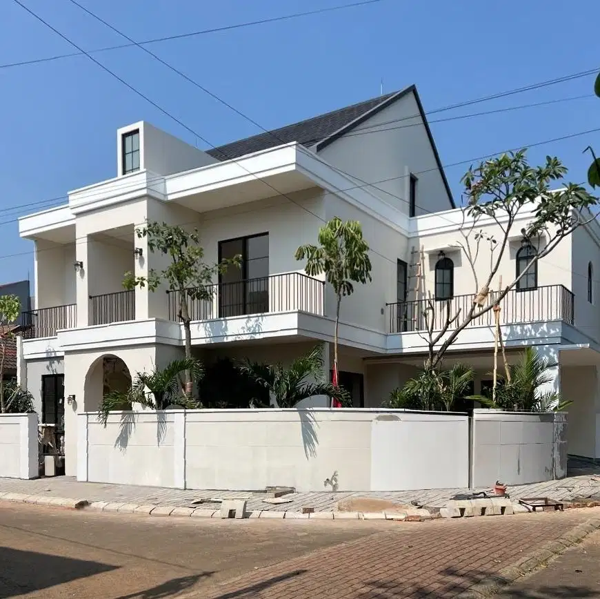 RUMAH KENCANA LOKA BSD BAGUS RAPI HOEK