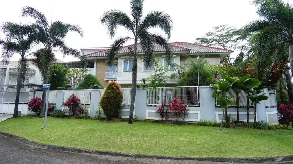 DI JUAL RUMAH ,BUKIT GOLF SENTUL