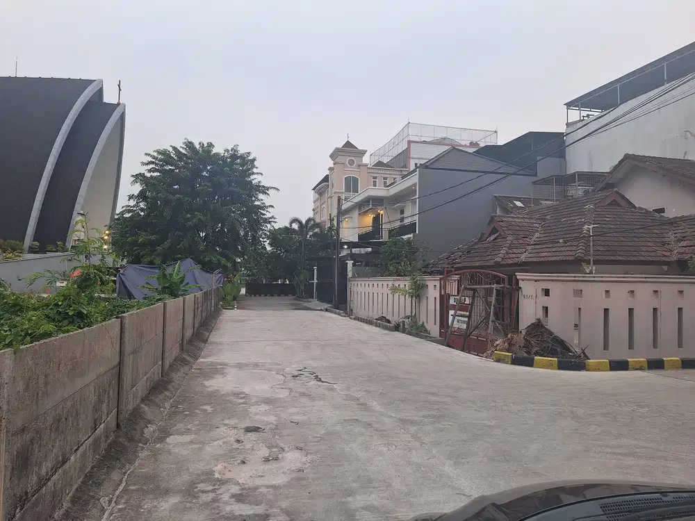 Dijual Rumah Tua Puspa Gading Kelapa Gading Jakarta Utara