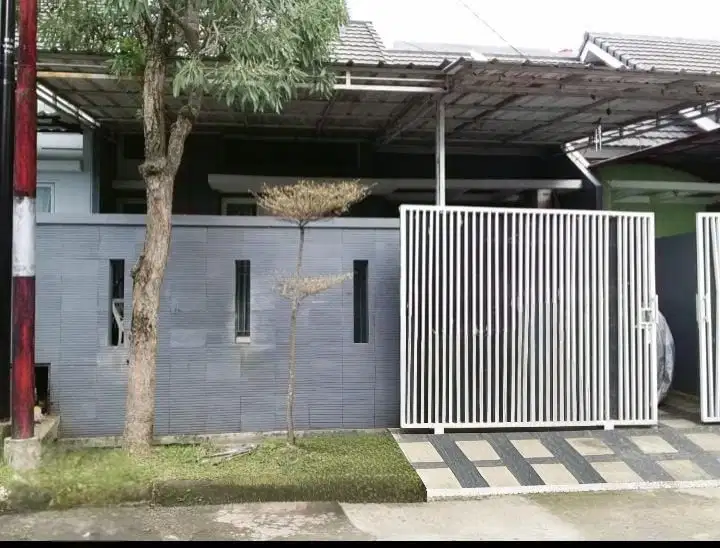 RUMAH VILLA MELATI MAS SERPONG RAPI LINGKUNGAN NYAMAN