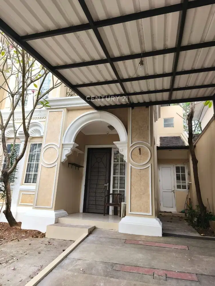 Disewakan Rumah Luas Di Dekat Pintu Tol BSD  9142