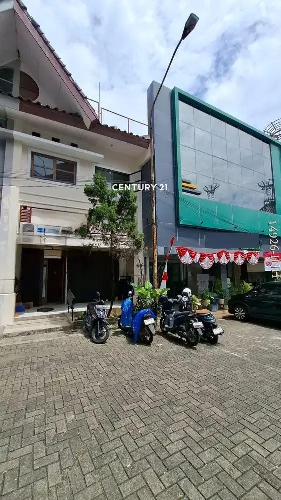 Ruko Strategis Depan Bintaro Plaza Cocok Usaha Dan Kantor