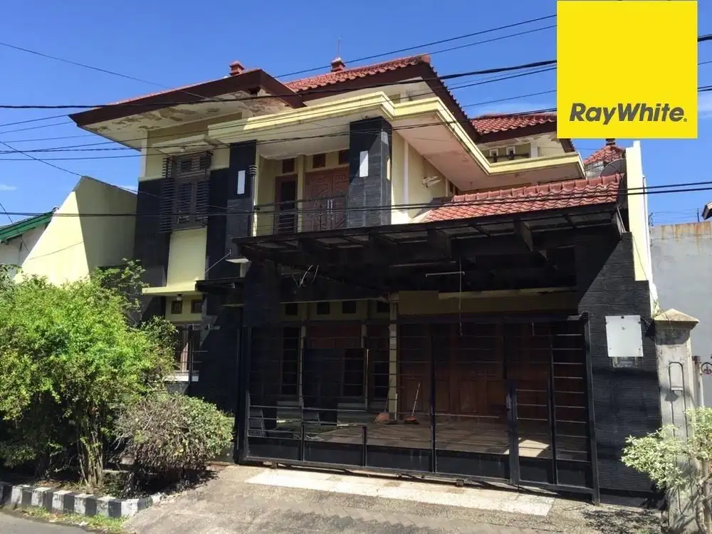 Dijual Rumah 2 Lantai SHM di Rungkut Asri Surabaya