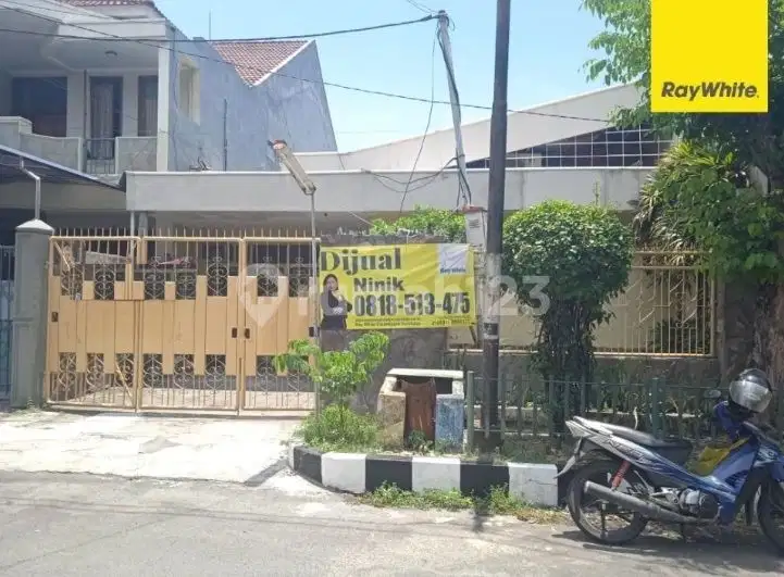 Dijual Rumah Ada Gudang SHM di Nol Jalan Raya Kupang Jaya Surabaya