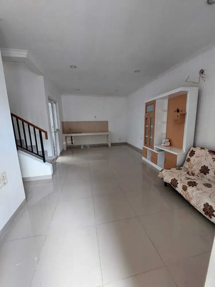 Disewakan Rumah Di Cluster Verdi Symphonia Gading Serpong